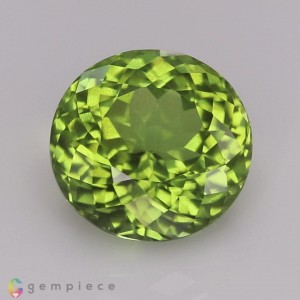 peridot  6.28cts - 11x8mm peridot  6.28cts - 11x8mm