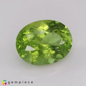 peridot  6.37cts - 13x10mm peridot  6.37cts - 13x10mm