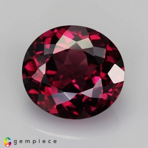 rhodolite garnet  5.69cts - 11x10mm