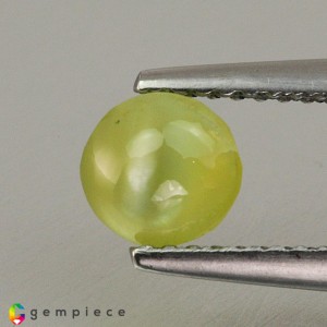 chrysoberyl cats eye  1.08cts - 6x3mm chrysoberyl cats eye  1.08cts - 6x3mm