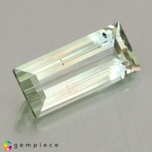 tourmaline  2.40cts - 13x5mm