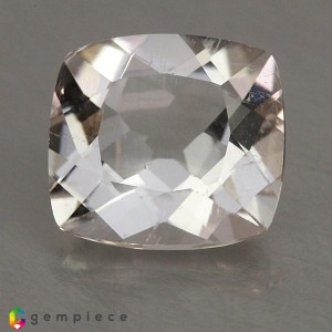 scapolite  2.60cts - 9x9mm