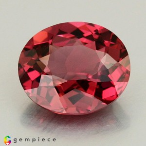 rhodolite garnet  4.88cts - 11x10mm