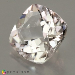 scapolite  3.36cts - 10x10mm scapolite  3.36cts - 10x10mm