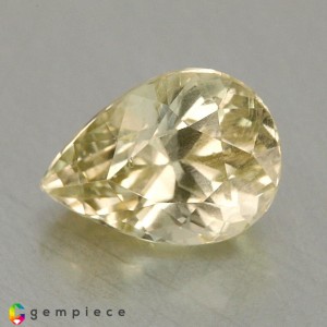 grossular garnet  2.40cts - 9x7mm