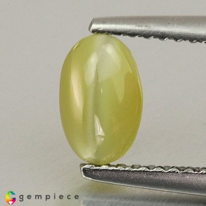 chrysoberyl cats eye  1.19cts - 7x5mm