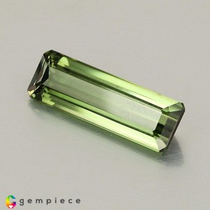 tourmaline  4.08cts - 17x6mm