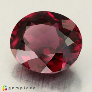 rhodolite garnet  7cts - 12x11mm rhodolite garnet  7cts - 12x11mm