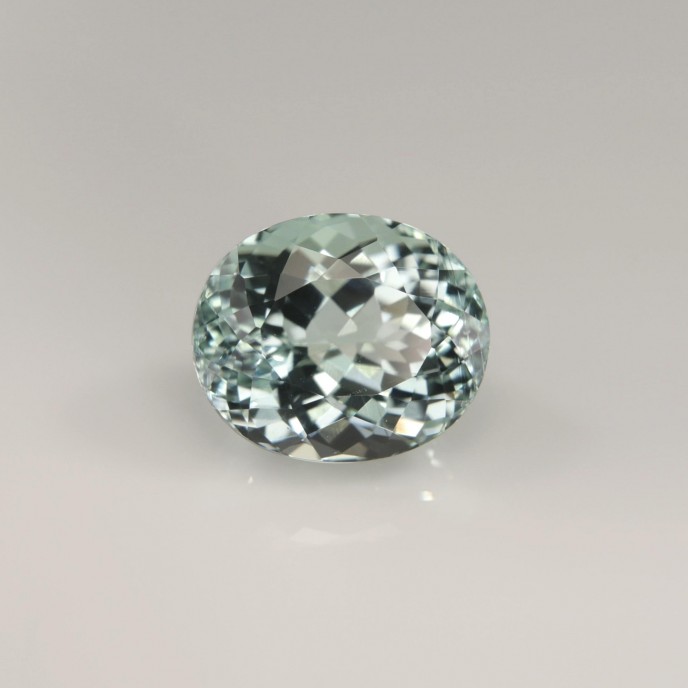 Natural Tourmaline 3.27 Carats Baby Green Oval 10x8 mm Loose Gemstone - Image 1
