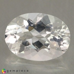 scapolite  2.57cts - 11x8mm