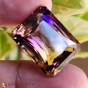 ametrine  31.08cts - 22x17mm ametrine  31.08cts - 22x17mm