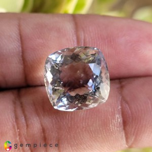 petalite  7.19cts - 15x12mm
