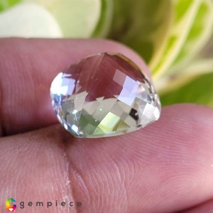 petalite  7.19cts - 15x12mm