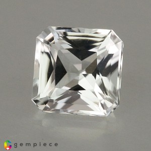 montebrasite  1.30cts - 6x6mm