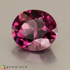 rhodolite garnet  2.37cts - 8x7mm