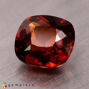 hessonite garnet  5.18cts - 11x10mm