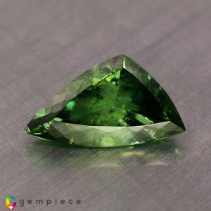 demantoid garnet  3.75cts - 15x8mm