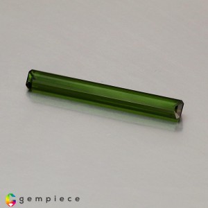 tourmaline  4.26cts - 31x4mm