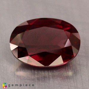 rhodolite garnet  7.34cts - 14x11mm