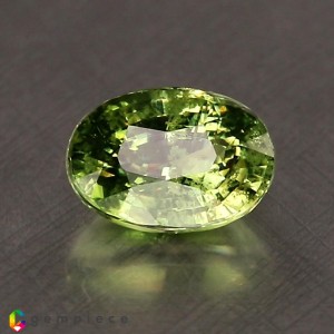 demantoid garnet  1.01cts - 7x5mm