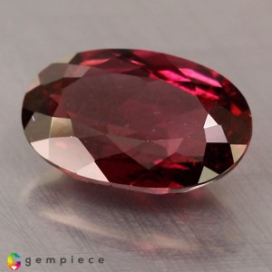 rhodolite garnet  8.64cts - 15x10mm rhodolite garnet  8.64cts - 15x10mm