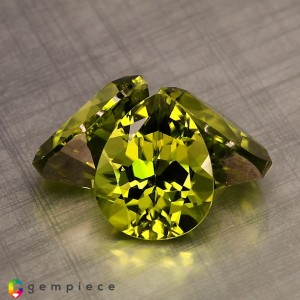 peridot  16.52cts - 12x10mm