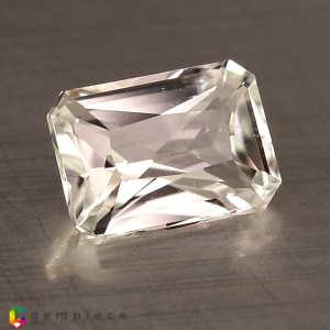 montebrasite  1.73cts - 8x6mm