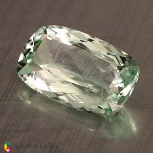 montebrasite  1.85cts - 10x6mm