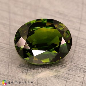 tsavorite garnet  2.29cts - 9x7mm