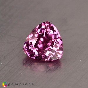 malaya garnet  0.75cts - 5x4mm