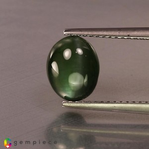 Green to light purple natural alexandrite cats eye oval cabochon  3.31cts - 9x7mm Green to light purple natural alexandrite cats eye oval cabochon  3.31cts - 9x7mm