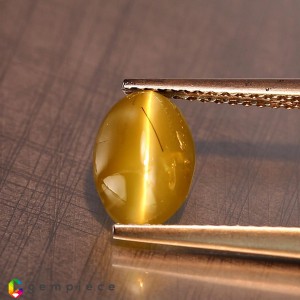 chrysoberyl cats eye  2.02cts - 9x6mm