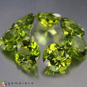 peridot  20.97cts - 9x5mm