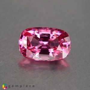 spinel  0.85cts - 7x5mm