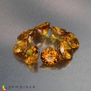 sphene  7.19cts - 6x4mm sphene  7.19cts - 6x4mm