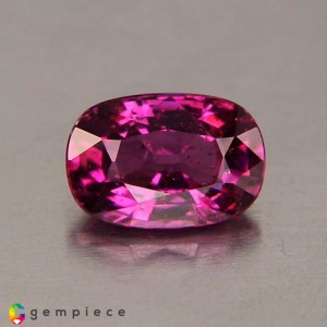 rhodolite garnet  1.91cts - 9x6mm