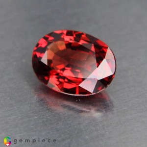 spinel  1.69cts - 9x6mm