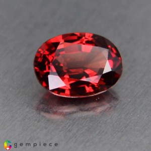 spinel  1.69cts - 9x6mm
