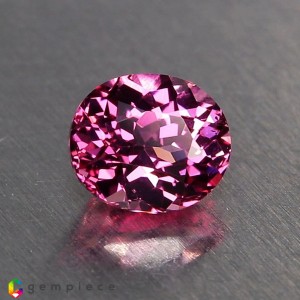 malaya garnet  1.29cts - 7x6mm