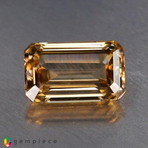 zircon  6.79cts - 12x8mm