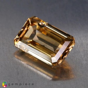 zircon  6.79cts - 12x8mm
