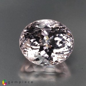 kunzite  41.34cts - 22x19mm kunzite  41.34cts - 22x19mm