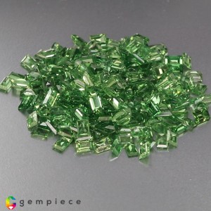 tsavorite garnet  20.70cts - 3x2mm