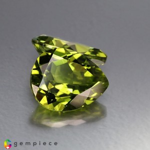 peridot  8.82cts - 12x10mm