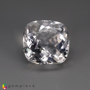 petalite  5.69cts - 12x11mm petalite  5.69cts - 12x11mm