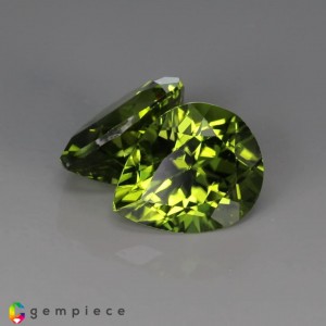 peridot  10.09cts - 12x10mm