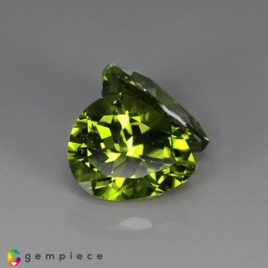 peridot  10.09cts - 12x10mm
