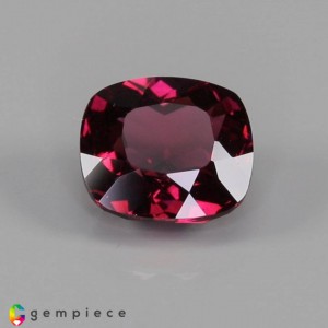 rhodolite garnet  3.22cts - 9x8mm