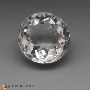 scapolite  2.38cts - 9x5mm scapolite  2.38cts - 9x5mm