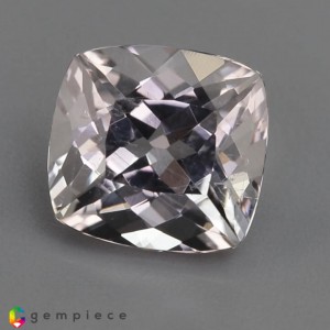 scapolite  5.83cts - 12x11mm scapolite  5.83cts - 12x11mm